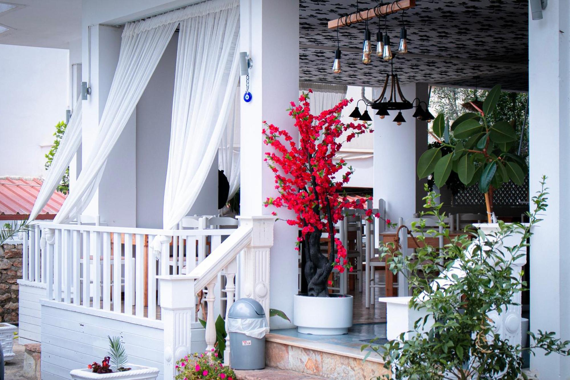 Hotel Fron Saranda Dış mekan fotoğraf