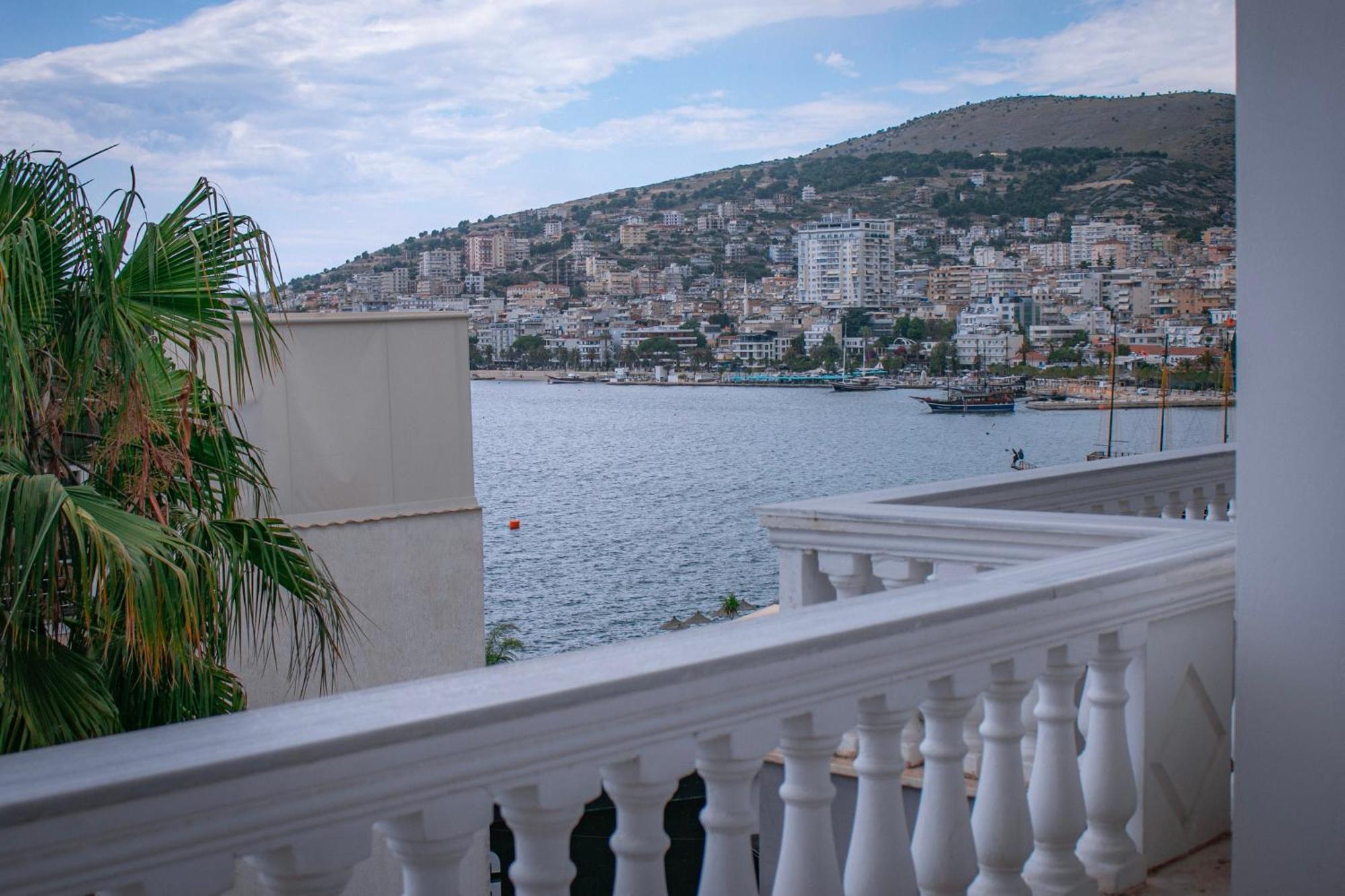 Hotel Fron Saranda Dış mekan fotoğraf