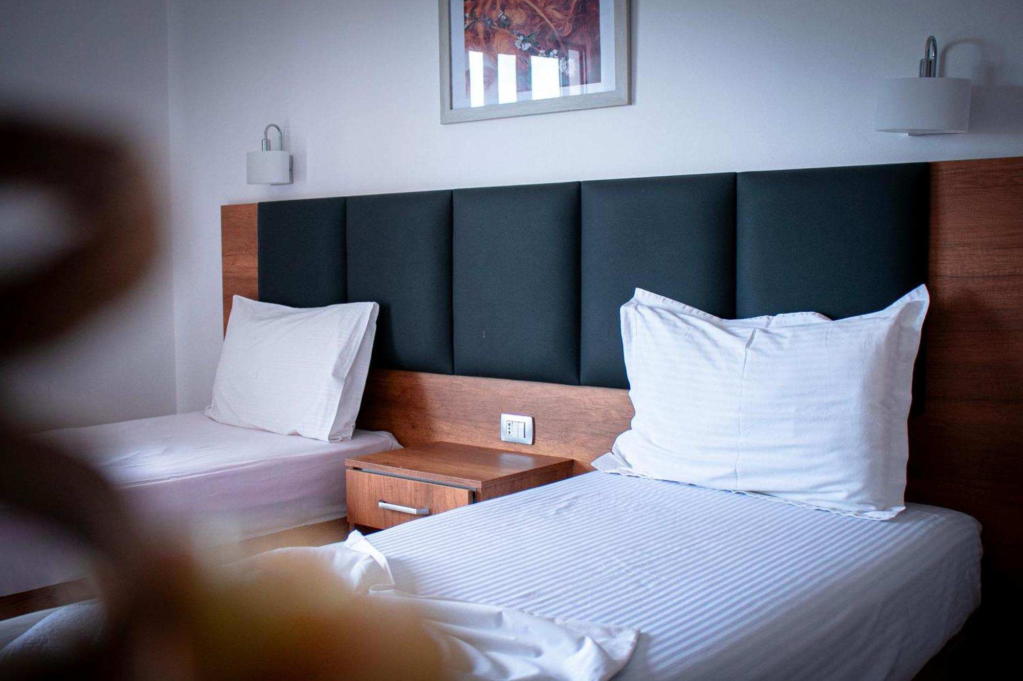 Hotel Fron Saranda Dış mekan fotoğraf