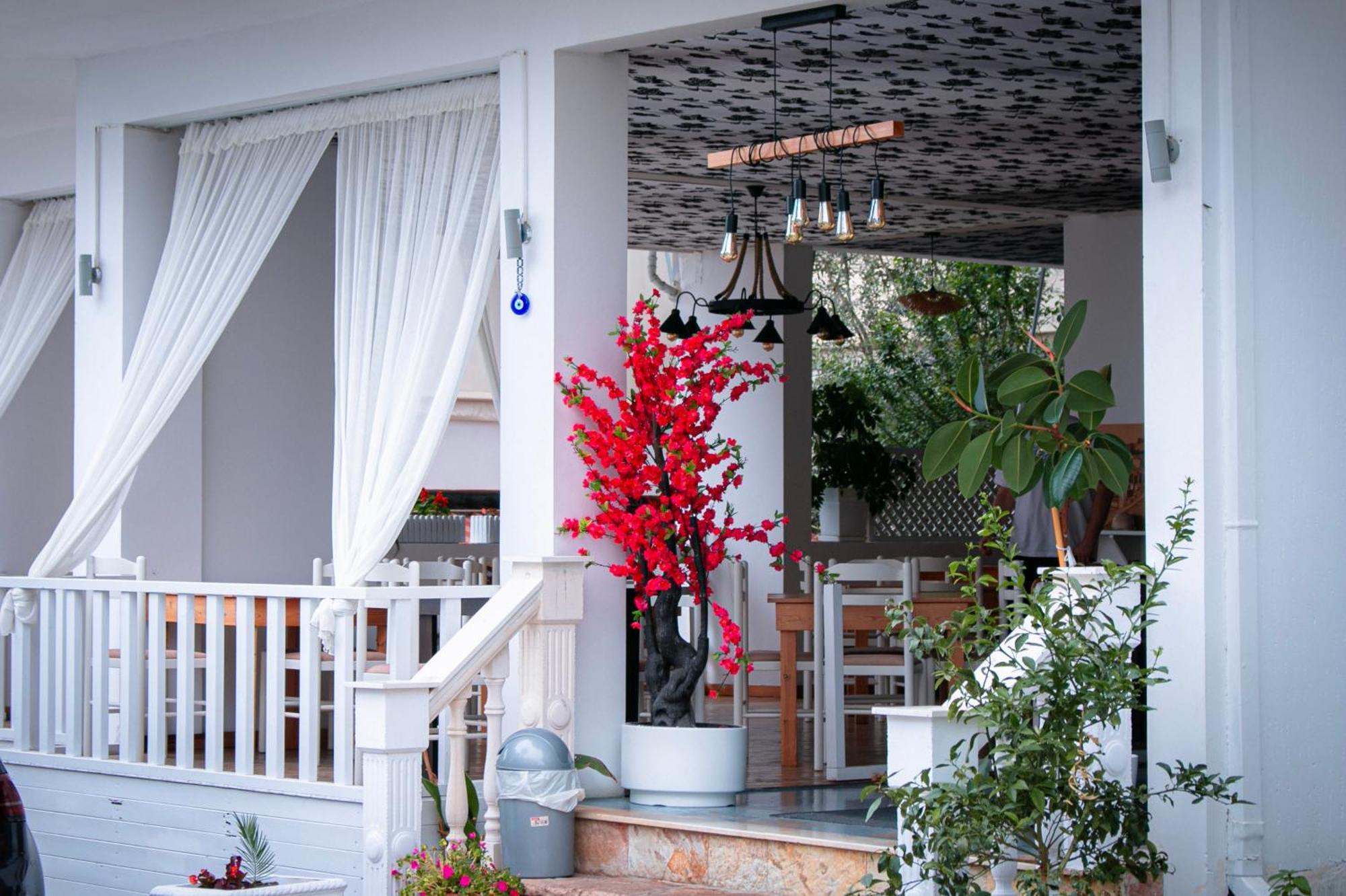 Hotel Fron Saranda Dış mekan fotoğraf