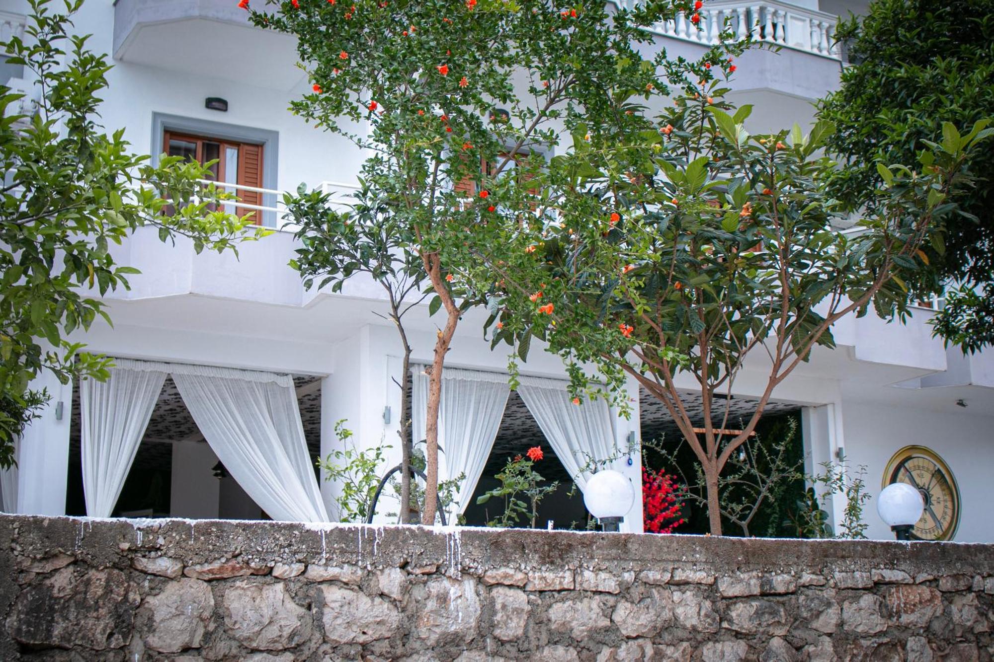 Hotel Fron Saranda Dış mekan fotoğraf