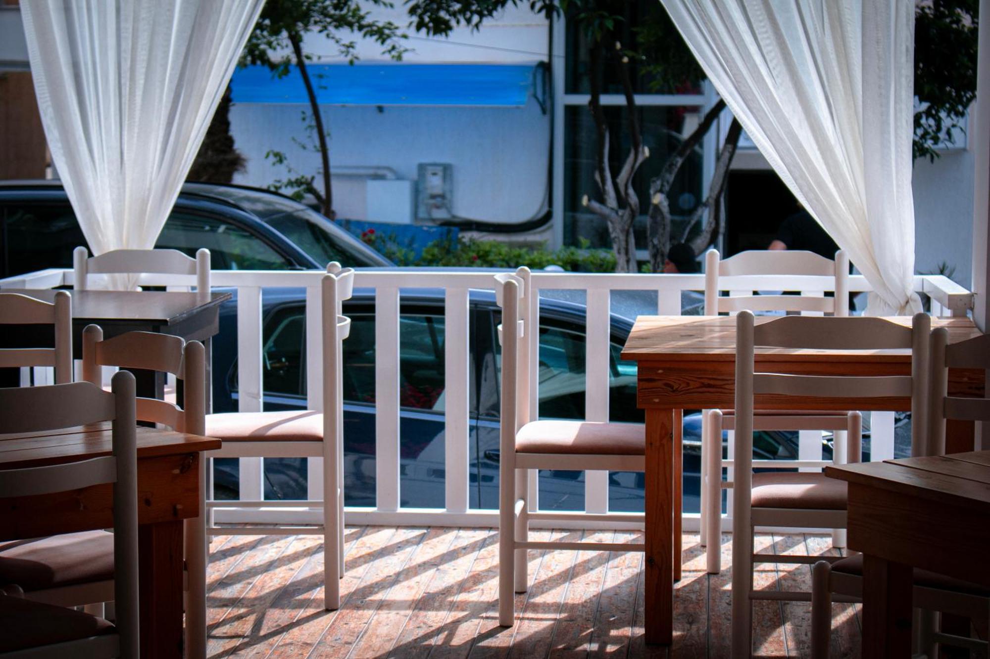 Hotel Fron Saranda Dış mekan fotoğraf