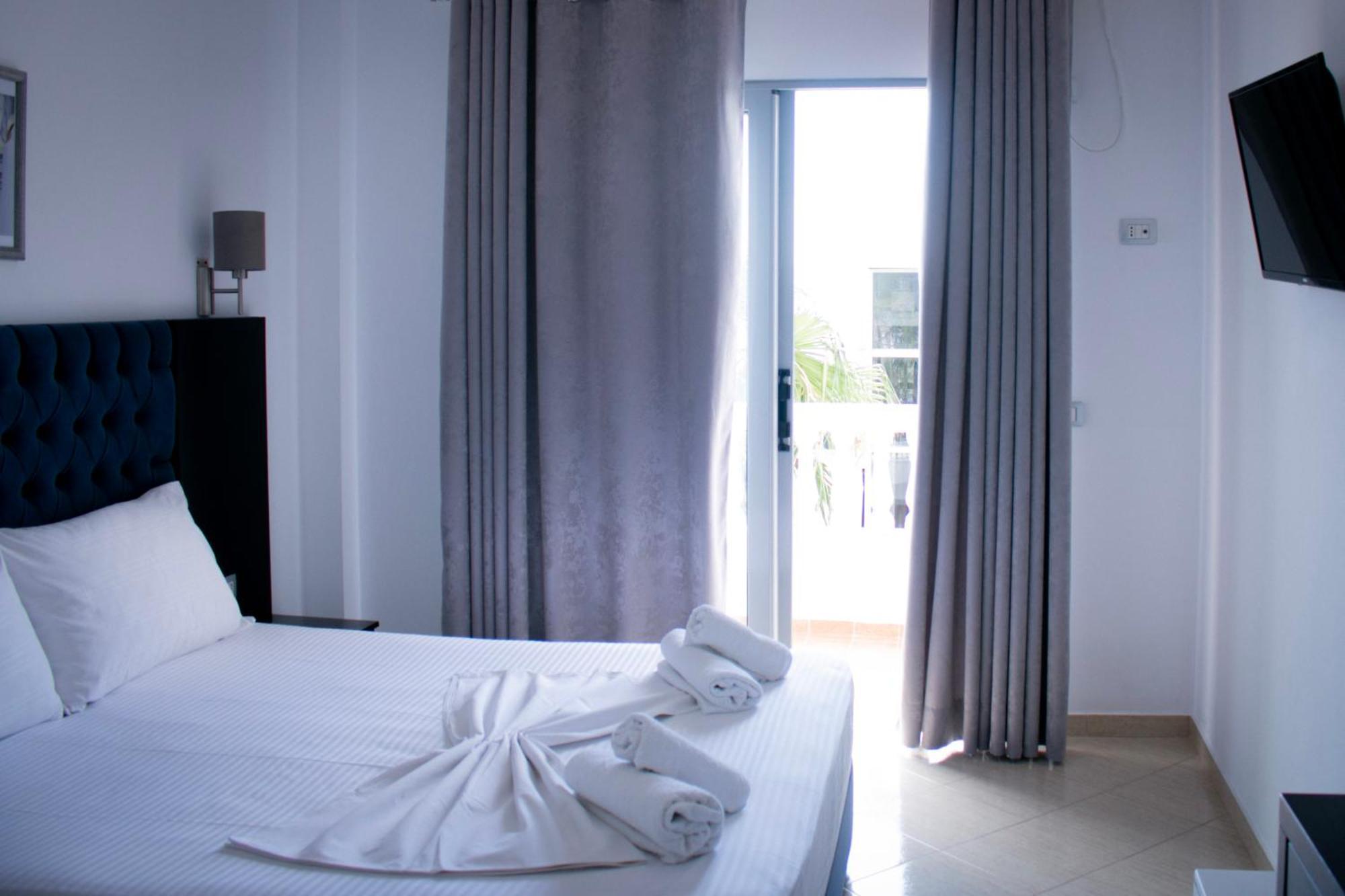 Hotel Fron Saranda Dış mekan fotoğraf