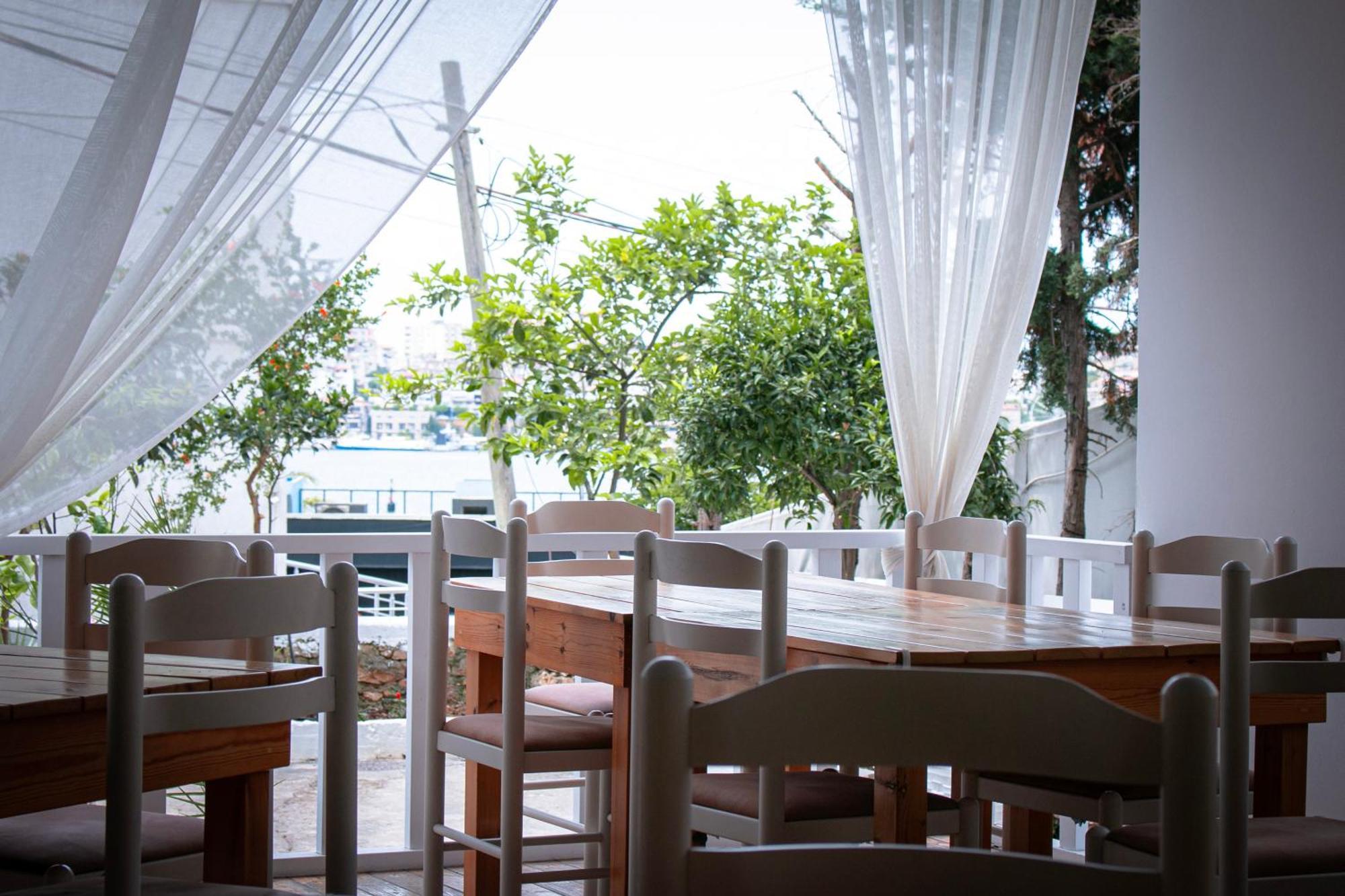 Hotel Fron Saranda Dış mekan fotoğraf