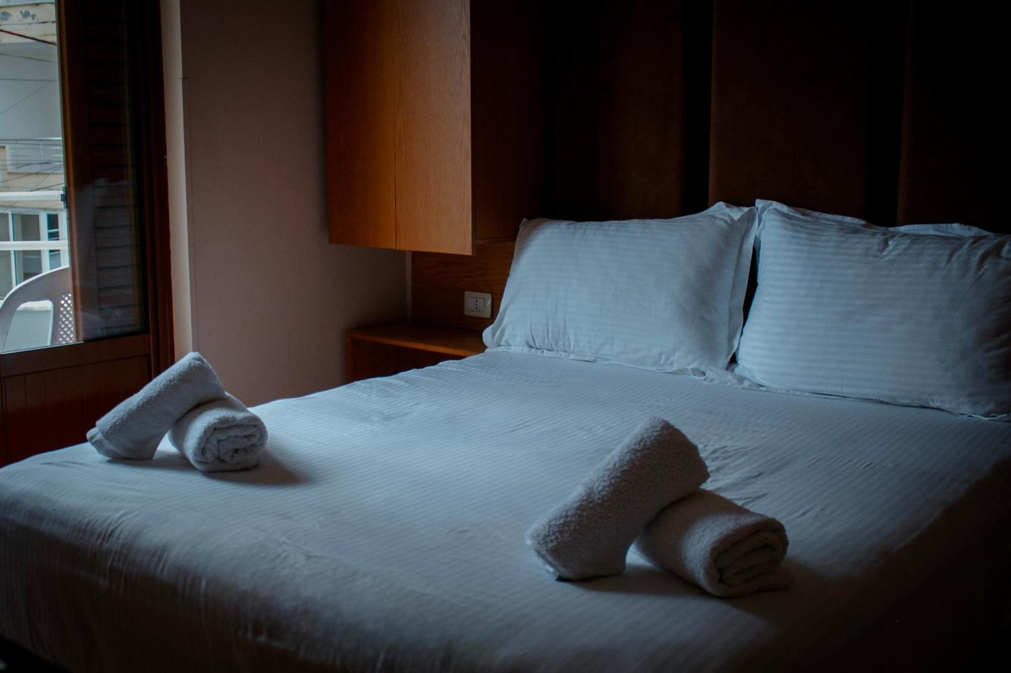 Hotel Fron Saranda Dış mekan fotoğraf